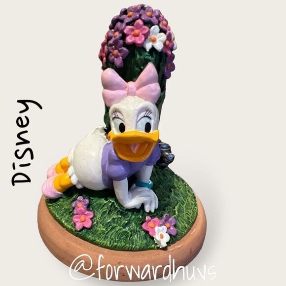 Disney Daisy Duck Cookie Stamp - RARE | Read - Picture 1 of 9